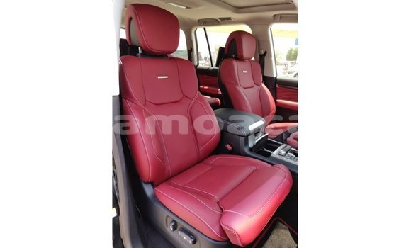 Buy Import Toyota Land Cruiser Black Car in Import - Dubai in A'ana Buy Import Toyota Land Cruiser Black Car in Import - Dubai in A'ana