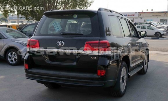Buy Import Toyota Land Cruiser Black Car in Import - Dubai in A'ana Buy Import Toyota Land Cruiser Black Car in Import - Dubai in A'ana