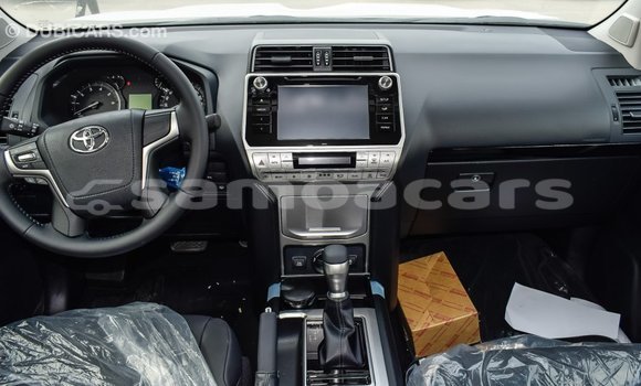 Buy Import Toyota Prado Black Car in Import - Dubai in A'ana Buy Import Toyota Prado Black Car in Import - Dubai in A'ana