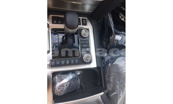 Buy Import Toyota Land Cruiser Black Car in Import - Dubai in A'ana Buy Import Toyota Land Cruiser Black Car in Import - Dubai in A'ana