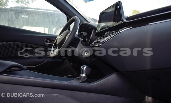 Acheter Import Voiture Toyota C-HR Autre à Import - Dubai, A'ana Acheter Import Voiture Toyota C-HR Autre à Import - Dubai, A'ana