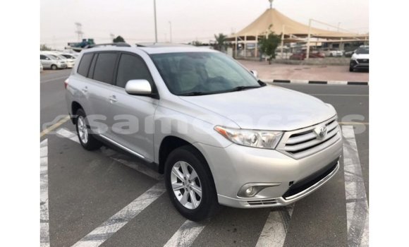 Acheter Import Voiture Toyota Highlander Autre à Import - Dubai, A'ana Acheter Import Voiture Toyota Highlander Autre à Import - Dubai, A'ana