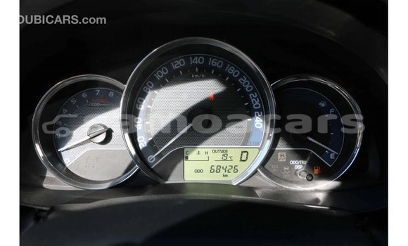 Acheter Import Voiture Toyota Corolla Blanc à Import - Dubai, A'ana Acheter Import Voiture Toyota Corolla Blanc à Import - Dubai, A'ana