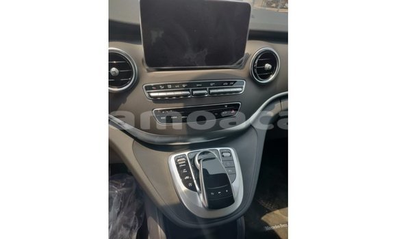Buy Import Mercedes-Benz 250 Black Car in Import - Dubai in A'ana Buy Import Mercedes-Benz 250 Black Car in Import - Dubai in A'ana