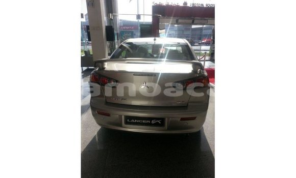 Acheter Import Voiture Mitsubishi L200 Autre à Import - Dubai, A'ana Acheter Import Voiture Mitsubishi L200 Autre à Import - Dubai, A'ana