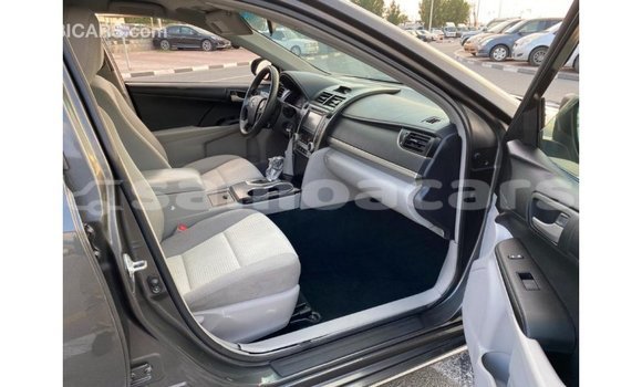 Acheter Import Voiture Toyota Camry Autre à Import - Dubai, A'ana Acheter Import Voiture Toyota Camry Autre à Import - Dubai, A'ana