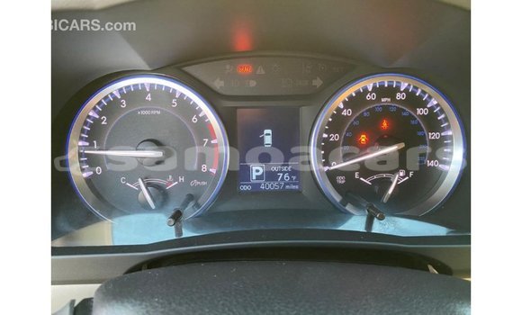 Acheter Import Voiture Toyota Highlander Bleu à Import - Dubai, A'ana Acheter Import Voiture Toyota Highlander Bleu à Import - Dubai, A'ana