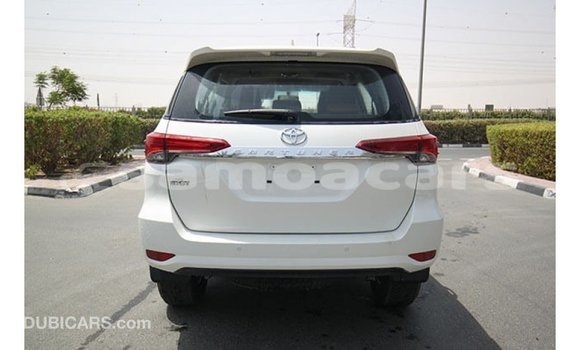 Buy Import Toyota Fortuner White Car in Import - Dubai in A'ana Buy Import Toyota Fortuner White Car in Import - Dubai in A'ana
