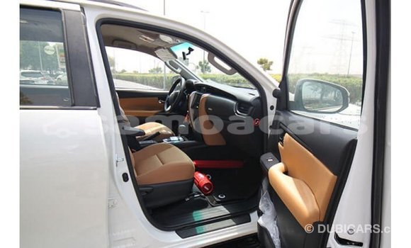 Buy Import Toyota Fortuner White Car in Import - Dubai in A'ana Buy Import Toyota Fortuner White Car in Import - Dubai in A'ana