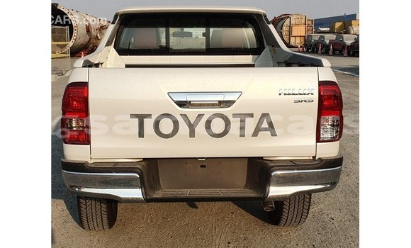 Buy Import Toyota Hilux White Car in Import - Dubai in A'ana Buy Import Toyota Hilux White Car in Import - Dubai in A'ana