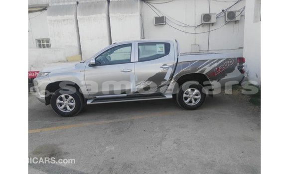 Acheter Import Voiture Mitsubishi L200 Autre à Import - Dubai, A'ana Acheter Import Voiture Mitsubishi L200 Autre à Import - Dubai, A'ana