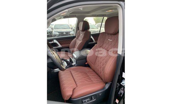 Buy Import Toyota Land Cruiser Black Car in Import - Dubai in A'ana Buy Import Toyota Land Cruiser Black Car in Import - Dubai in A'ana