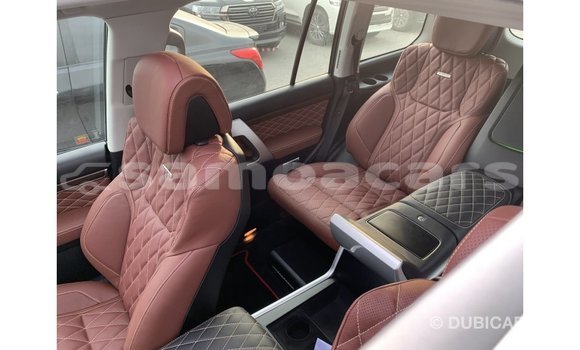 Buy Import Toyota Land Cruiser Black Car in Import - Dubai in A'ana Buy Import Toyota Land Cruiser Black Car in Import - Dubai in A'ana