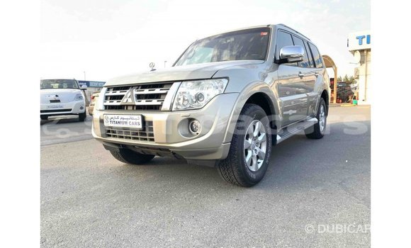 Acheter Import Voiture Mitsubishi Pajero Autre à Import - Dubai, A'ana Acheter Import Voiture Mitsubishi Pajero Autre à Import - Dubai, A'ana
