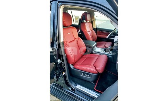 Buy Import Toyota Land Cruiser Red Car in Import - Dubai in A'ana Buy Import Toyota Land Cruiser Red Car in Import - Dubai in A'ana