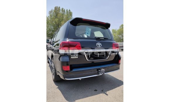 Buy Import Toyota Land Cruiser Red Car in Import - Dubai in A'ana Buy Import Toyota Land Cruiser Red Car in Import - Dubai in A'ana