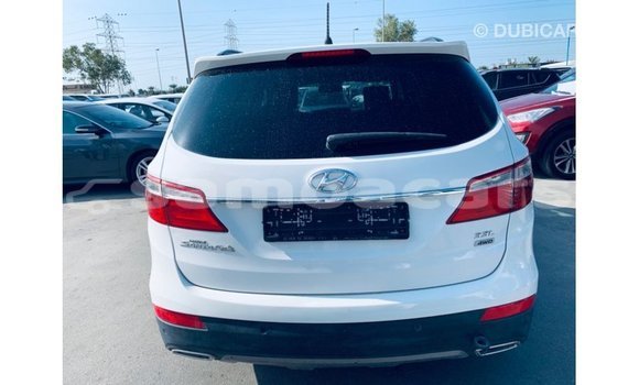 Buy Import Hyundai Santa Fe White Car in Import - Dubai in A'ana Buy Import Hyundai Santa Fe White Car in Import - Dubai in A'ana