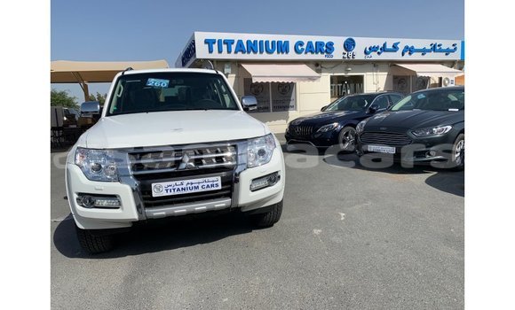 Buy Import Mitsubishi Pajero White Car in Import - Dubai in A'ana Buy Import Mitsubishi Pajero White Car in Import - Dubai in A'ana