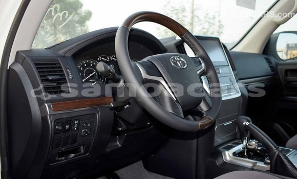 Buy Import Toyota Land Cruiser Other Car in Import - Dubai in A'ana Buy Import Toyota Land Cruiser Other Car in Import - Dubai in A'ana