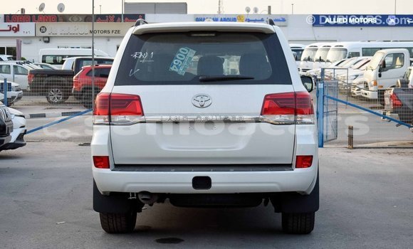 Buy Import Toyota Land Cruiser Other Car in Import - Dubai in A'ana Buy Import Toyota Land Cruiser Other Car in Import - Dubai in A'ana