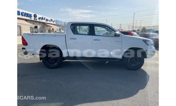Acheter Import Voiture Toyota Hilux Blanc à Import - Dubai, A'ana Acheter Import Voiture Toyota Hilux Blanc à Import - Dubai, A'ana