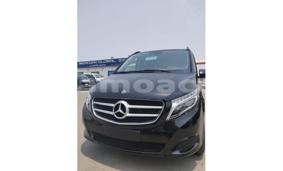 Acheter Import Voiture Mercedes-Benz 250 Noir à Import - Dubai, A'ana Acheter Import Voiture Mercedes-Benz 250 Noir à Import - Dubai, A'ana