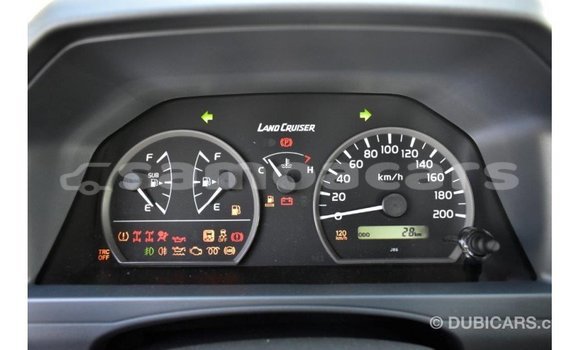 Buy Import Toyota Land Cruiser Other Car in Import - Dubai in A'ana Buy Import Toyota Land Cruiser Other Car in Import - Dubai in A'ana