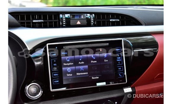 Acheter Import Voiture Toyota Hilux Noir à Import - Dubai, A'ana Acheter Import Voiture Toyota Hilux Noir à Import - Dubai, A'ana