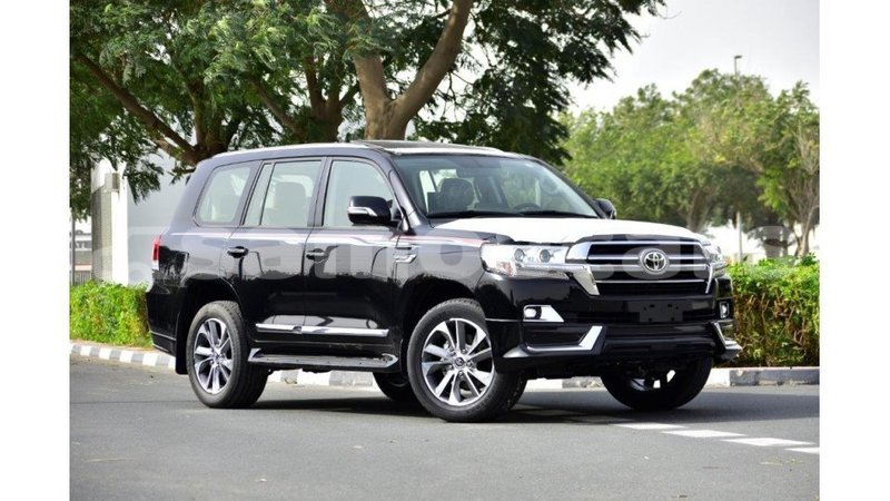 Big with watermark toyota land cruiser a'ana import dubai 2910