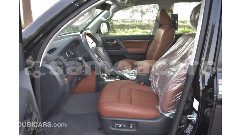 Big with watermark toyota land cruiser a'ana import dubai 2910