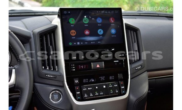 Acheter Import Voiture Toyota Land Cruiser Noir à Import - Dubai, A'ana Acheter Import Voiture Toyota Land Cruiser Noir à Import - Dubai, A'ana