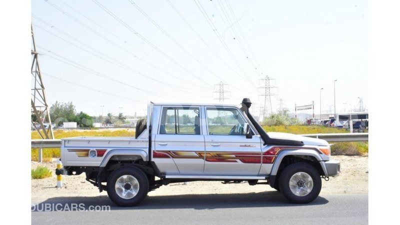 Big with watermark toyota land cruiser a'ana import dubai 2911