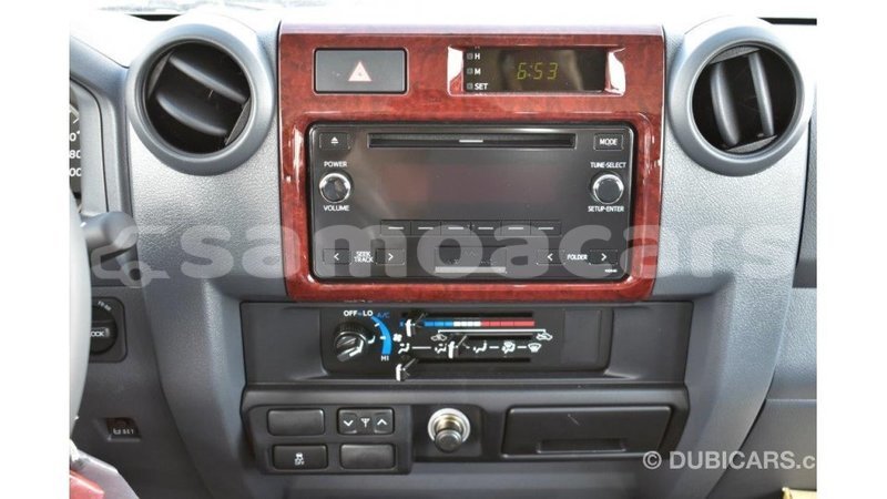 Big with watermark toyota land cruiser a'ana import dubai 2911
