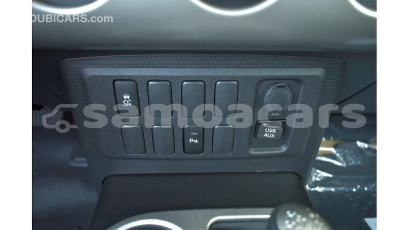 Big with watermark toyota fj cruiser a'ana import dubai 2912