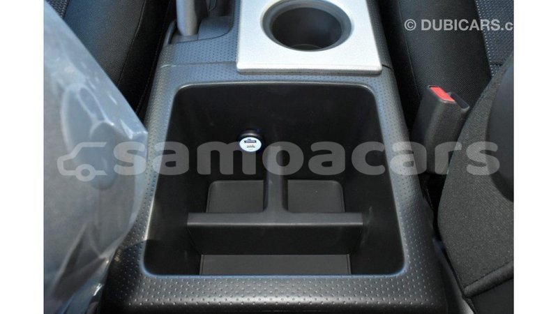Big with watermark toyota fj cruiser a'ana import dubai 2912