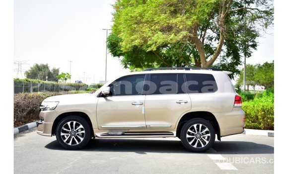 Buy Import Toyota Land Cruiser Other Car in Import - Dubai in A'ana Buy Import Toyota Land Cruiser Other Car in Import - Dubai in A'ana