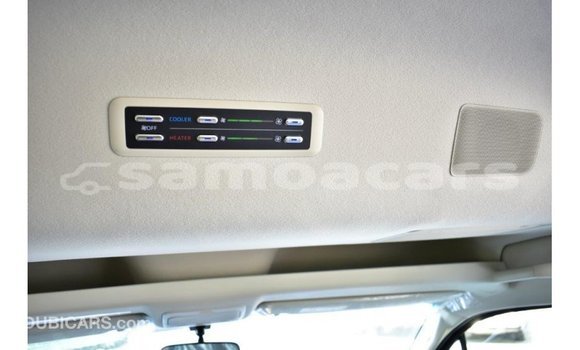 Buy Import Toyota Hiace White Car in Import - Dubai in A'ana Buy Import Toyota Hiace White Car in Import - Dubai in A'ana