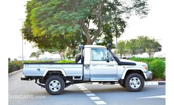 Buy Import Toyota Land Cruiser Other Car in Import - Dubai in A'ana Buy Import Toyota Land Cruiser Other Car in Import - Dubai in A'ana