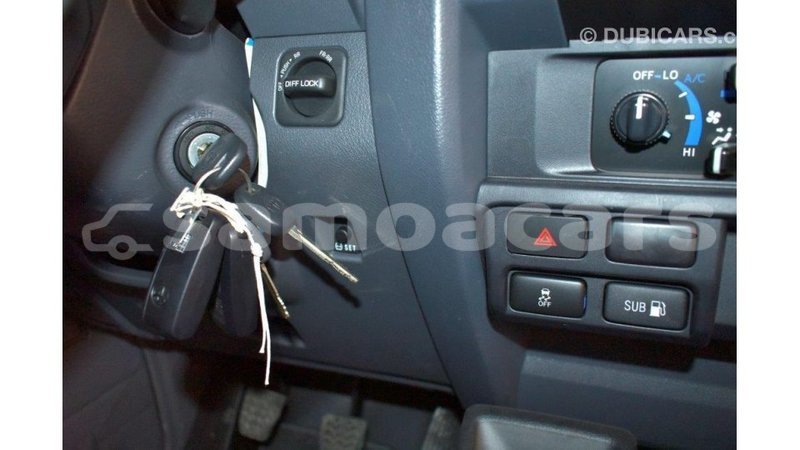Big with watermark toyota land cruiser a'ana import dubai 2919