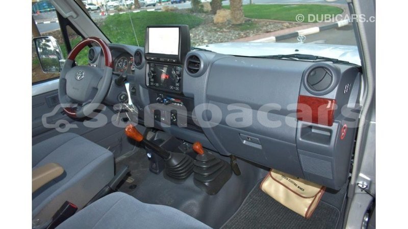 Big with watermark toyota land cruiser a'ana import dubai 2919
