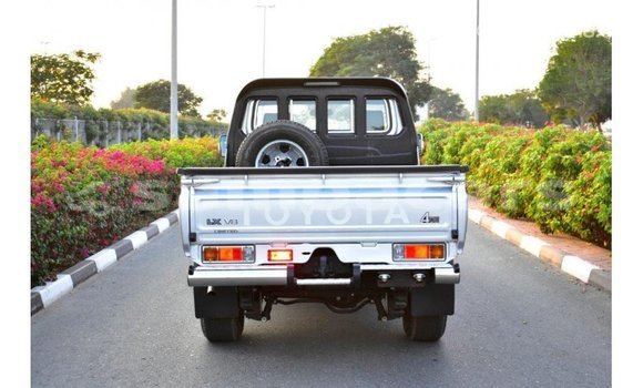 Buy Import Toyota Land Cruiser Other Car in Import - Dubai in A'ana Buy Import Toyota Land Cruiser Other Car in Import - Dubai in A'ana