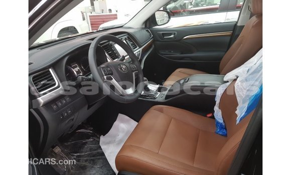 Buy Import Toyota Highlander Black Car in Import - Dubai in A'ana Buy Import Toyota Highlander Black Car in Import - Dubai in A'ana