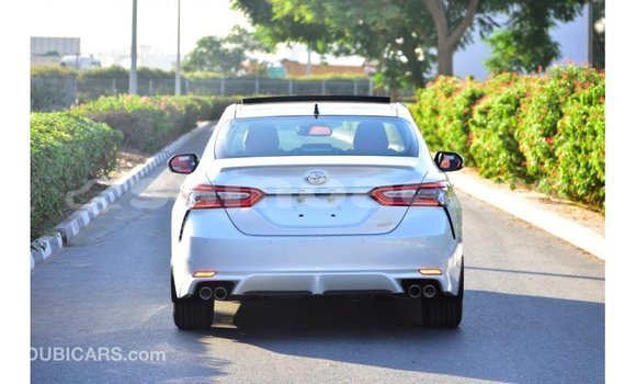 Buy Import Toyota Camry White Car in Import - Dubai in A'ana Buy Import Toyota Camry White Car in Import - Dubai in A'ana