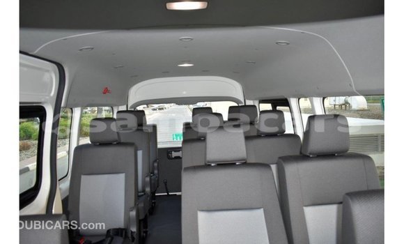 Buy Import Toyota Hiace White Car in Import - Dubai in A'ana Buy Import Toyota Hiace White Car in Import - Dubai in A'ana