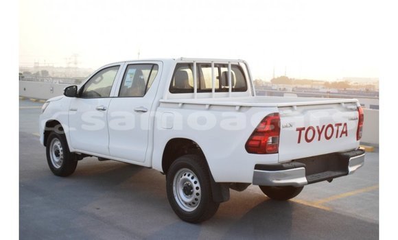 Buy Import Toyota Hilux White Car in Import - Dubai in A'ana Buy Import Toyota Hilux White Car in Import - Dubai in A'ana