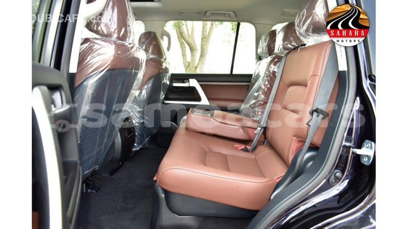 Big with watermark toyota land cruiser a'ana import dubai 2930