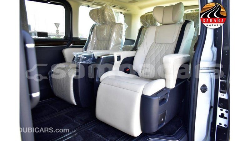 Big with watermark toyota granvia a'ana import dubai 2932