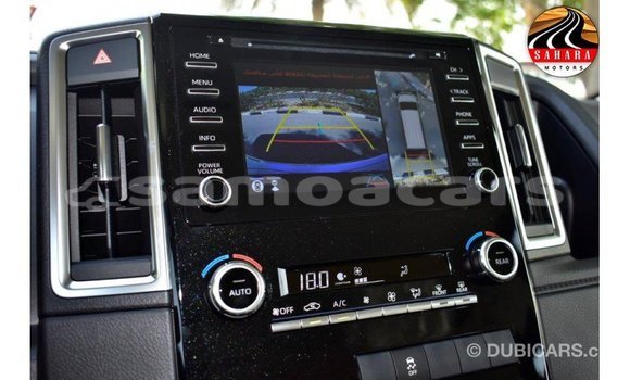 Acheter Import Voiture Toyota Granvia Blanc à Import - Dubai, A'ana Acheter Import Voiture Toyota Granvia Blanc à Import - Dubai, A'ana