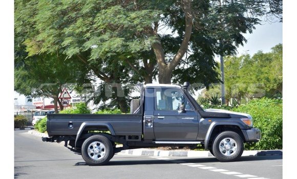 Acheter Import Voiture Toyota Land Cruiser Autre à Import - Dubai, A'ana Acheter Import Voiture Toyota Land Cruiser Autre à Import - Dubai, A'ana