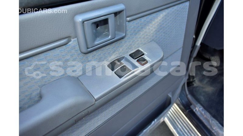 Big with watermark toyota land cruiser a'ana import dubai 2933